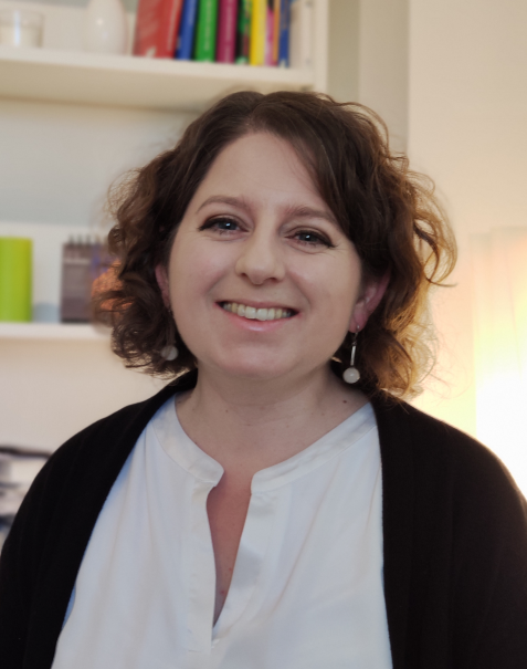 Dr. med. Britta Almassi